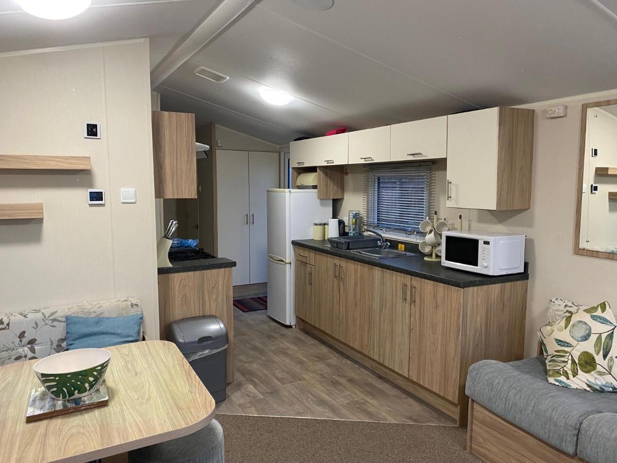 Willow Lodge Crowle  Luaran gambar