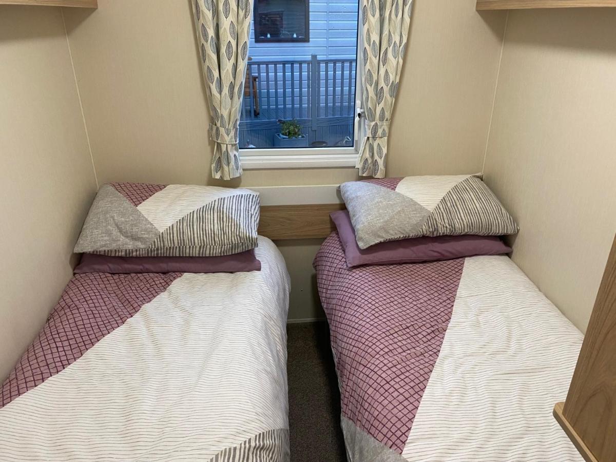 Willow Lodge Crowle  Luaran gambar